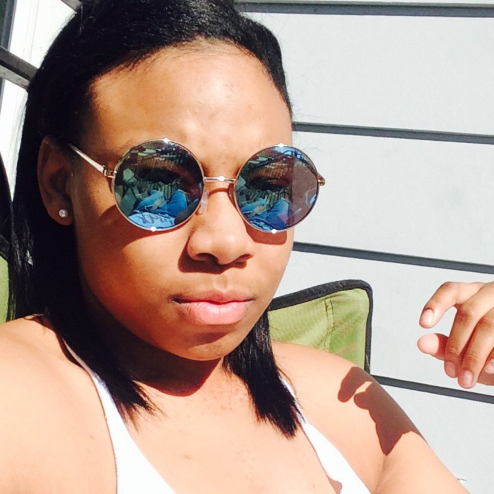Meet your Posher, Darriana